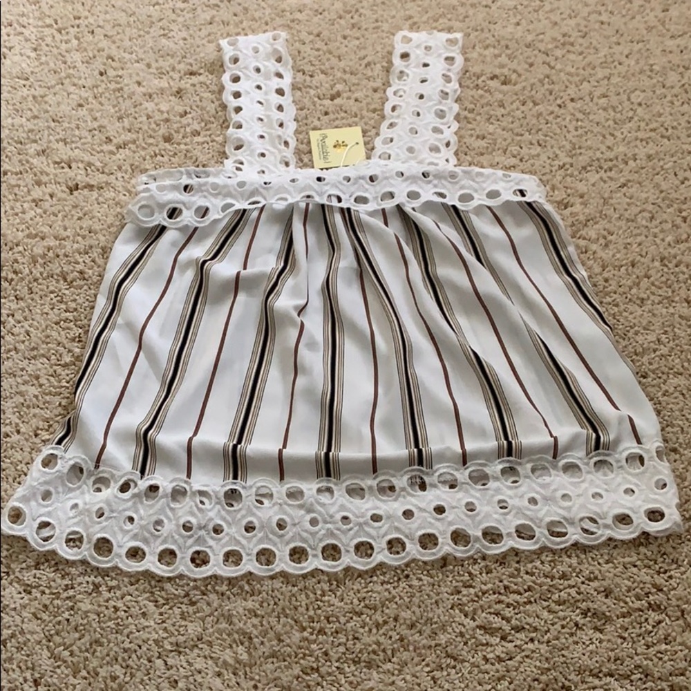 🔥🆕 SMALL Available by Angela Fashion Top - Picture 2 of 4